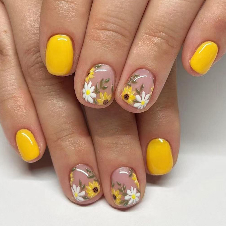 24 قطعة أظافر صناعية لاصقة أكر - مراجعة Nail Art Orange وسعره