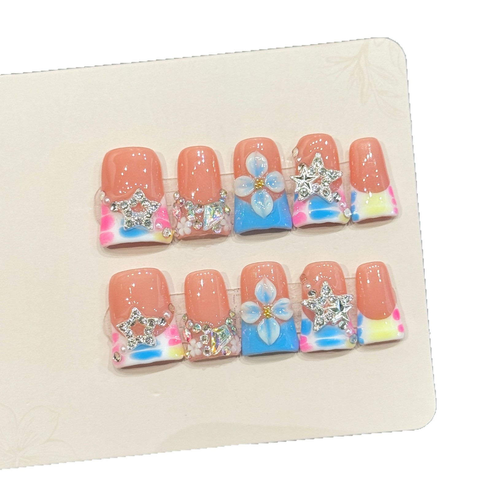 10 قطع من الأظافر الاصطناعية ا - مراجعة Nail Art Press On وسعره