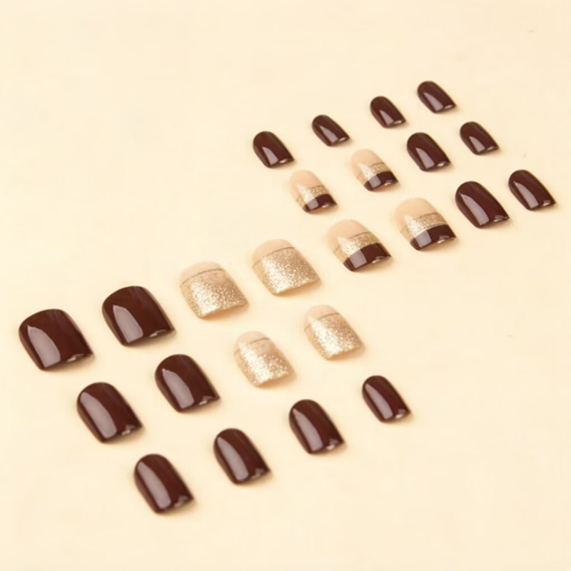أظافر صناعية قصيرة مربعة الشكل - مراجعة Nail Art Press On وسعره