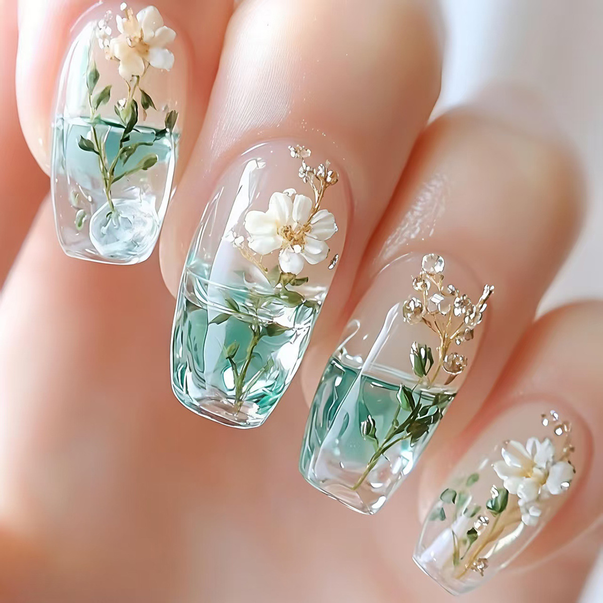 أظافر صناعية متوسطة الحجم للنس - مراجعة Nail Art Press On وسعره